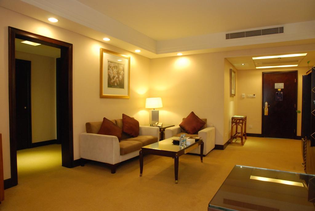 东莞君兰酒店 Grand Land Hotel Dongguan (Guangdong) Exterior foto