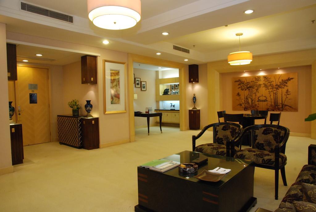 东莞君兰酒店 Grand Land Hotel Dongguan (Guangdong) Exterior foto