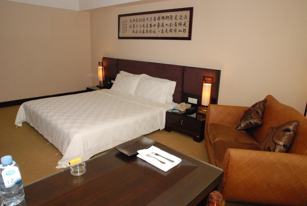 东莞君兰酒店 Grand Land Hotel Dongguan (Guangdong) Exterior foto