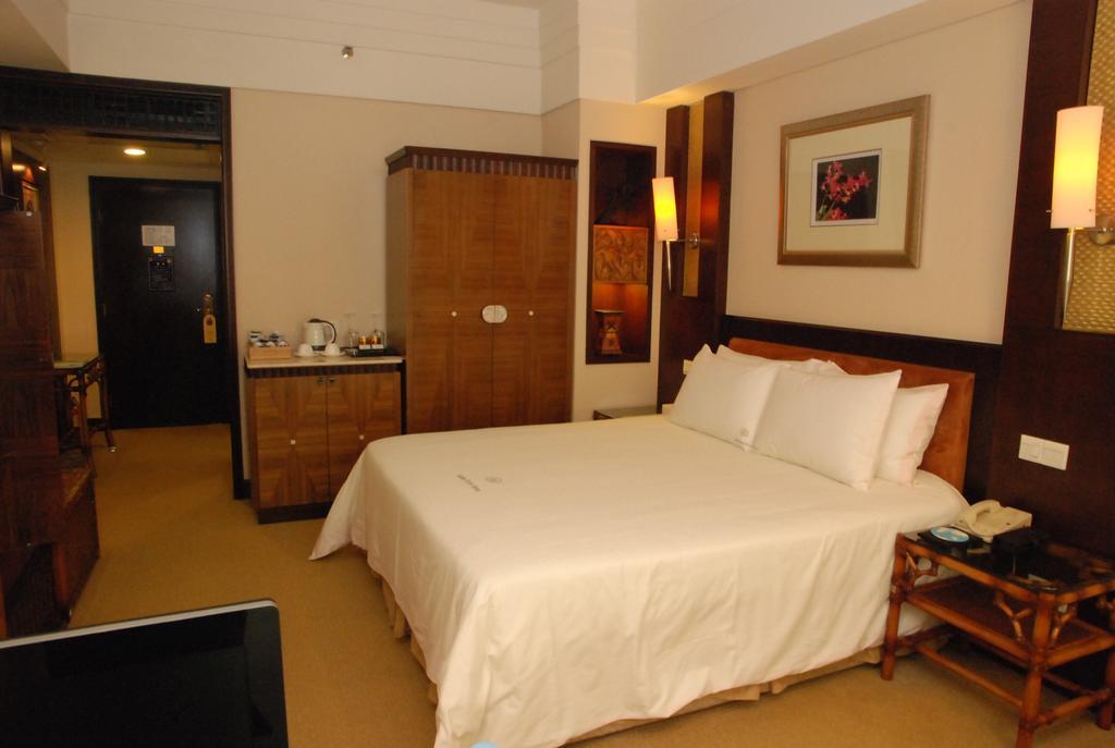 东莞君兰酒店 Grand Land Hotel Dongguan (Guangdong) Exterior foto