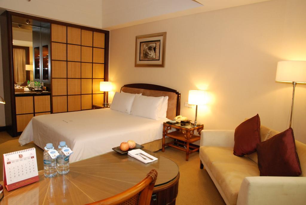 东莞君兰酒店 Grand Land Hotel Dongguan (Guangdong) Exterior foto