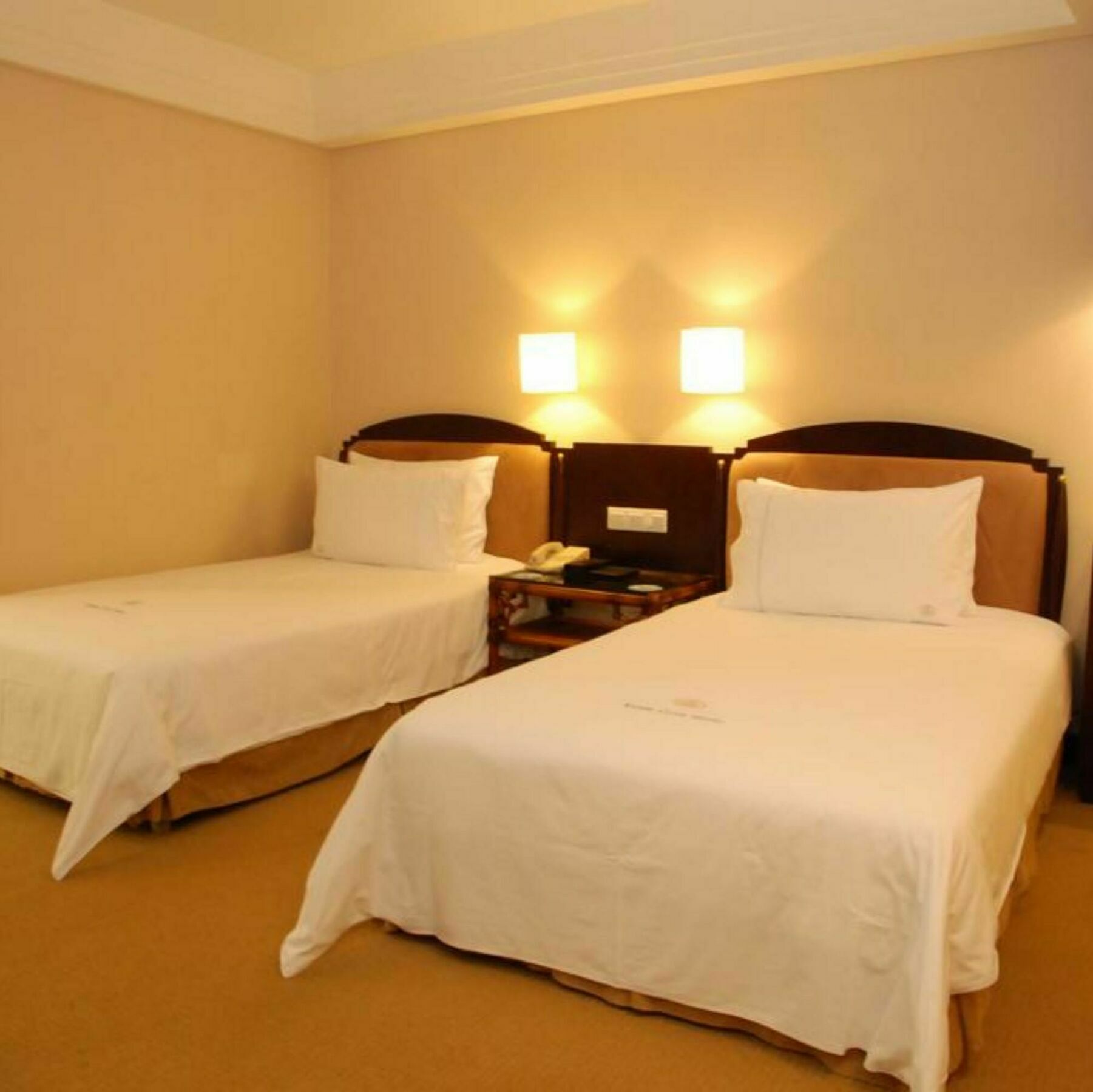 东莞君兰酒店 Grand Land Hotel Dongguan (Guangdong) Exterior foto