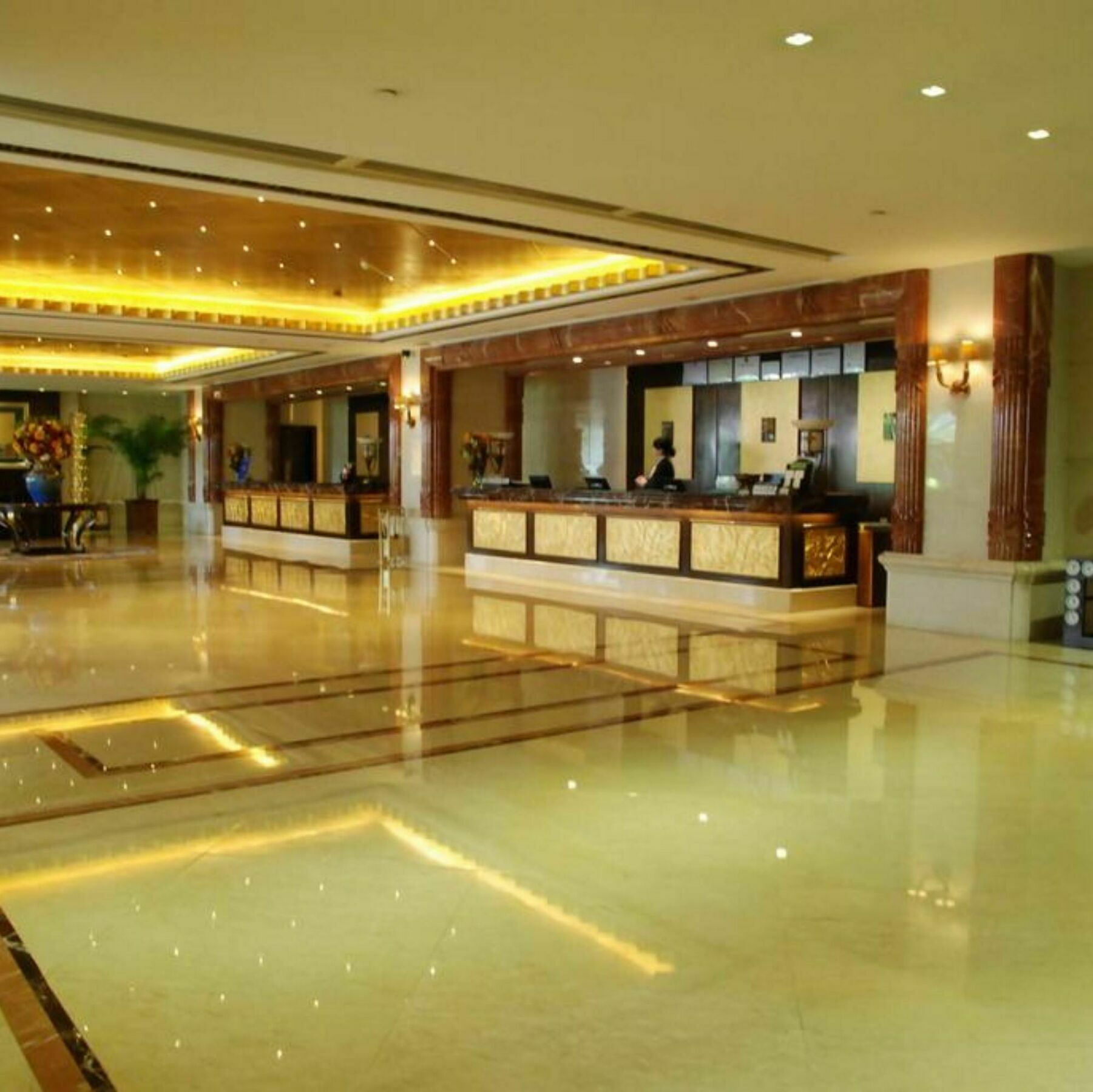 东莞君兰酒店 Grand Land Hotel Dongguan (Guangdong) Exterior foto